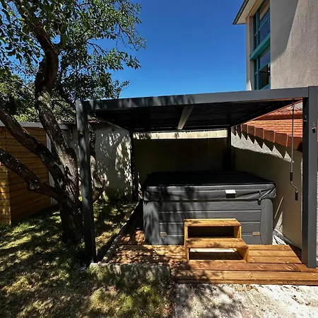 ベッド・アンド・ブレックファスト Maison D'hote, L Ecrin De La Boudiere, Immersive Et En Option ナンシー